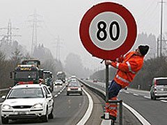 Por Barcelona sólo se podrá circular a 80 km/h de velocidad máxima