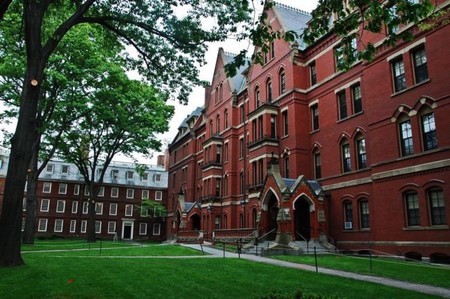 ¿Siempre es mejor estudiar en la universidad más prestigiosa? Cuanto más listos son ellos, más tonto te crees tú (y II)