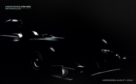 Mercedes AMG nos enseña dos teaser del nuevo W03