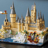 Con este set de LEGO, no necesitarás varita ni hechizos para construir Hogwarts en casa