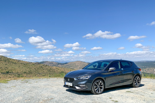 Probamos el SEAT León 2020: más tecnológico y con un dinamismo que no defrauda para el coche compacto de referencia