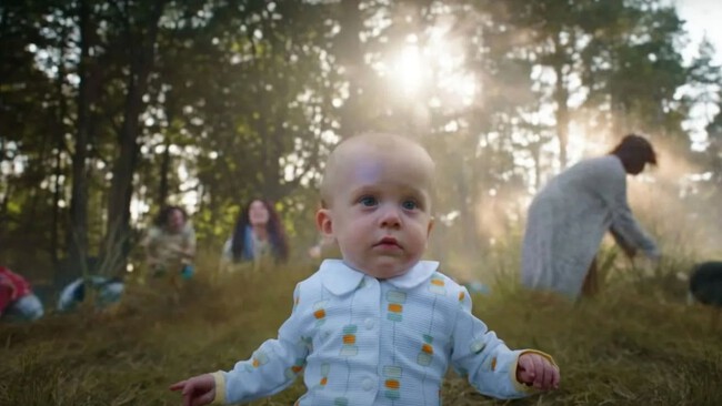 ‘El bebé’: Una extravagante comedia negra de HBO Max que utiliza el ...