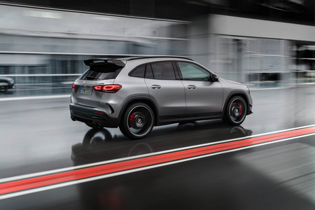 Mercedes Amg Gla 45 S 4matic 10
