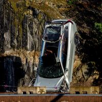 Esta es la razón por la cual Volvo deja caer sus coches desde una altura de 30 metros