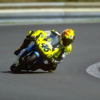 Valentino Rossi todavía no era una leyenda de Moto GP cuando ganó sobre esta Aprilia de 125 cc. Ahora alguien va a pagar hasta 150.000 euros por ella