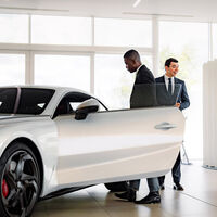 A los ricos les da pena mostrar su riqueza en el mundo actual, o eso dicen en Bentley para explicar su caída en ventas