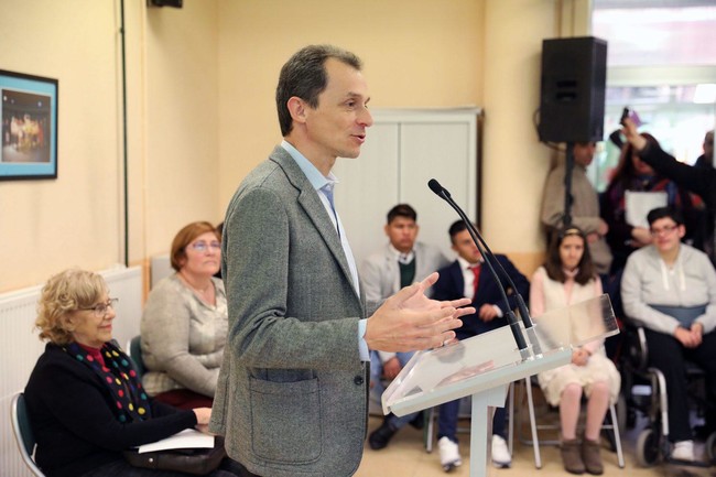 Ciudad Lineal Rinde Homenaje A Su Vecino Mas Internacional El Astronauta Pedro Duque 07