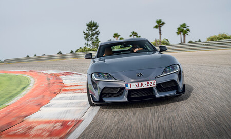 Toyota GR Supra M/T 2022