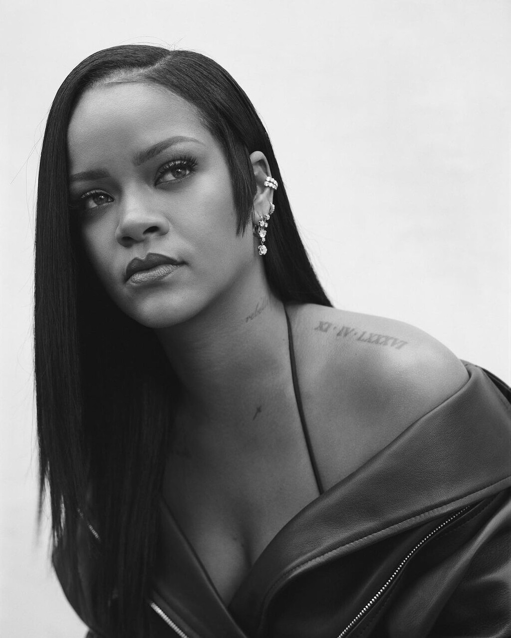 Tras la línea de maquillaje y de cuidado de la piel, ahora Rihanna lanza su primer perfume con Fenty Beauty 