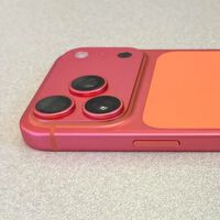 Algunos iPhone 17 Pro naranja se están volviendo rosas con el uso. Apple los está sustituyendo sin poner pegas