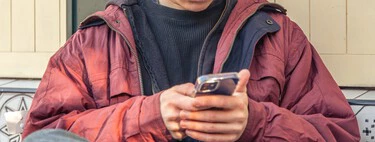 La Generación Z le cuenta a la IA los secretos que no le cuenta a sus amigos. Y eso es un problema (y una oportunidad) para Apple La Generación Z le cuenta a la IA los secretos que no le cuenta a sus amigos. Y eso es un problema (y una oportunidad) para Apple