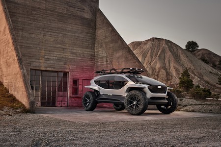 Un coche eléctrico, autónomo y con drones en vez de faros: así es el todoterreno distópico de Audi