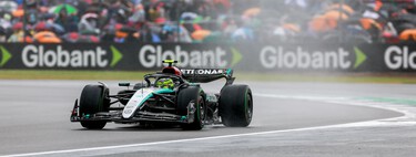 Lewis Hamilton se reencuentra con la victoria tres años después para desatar la locura en el caos de Silverstone 