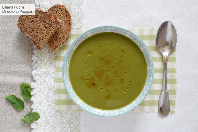 Sopa fría de berros y yogur
