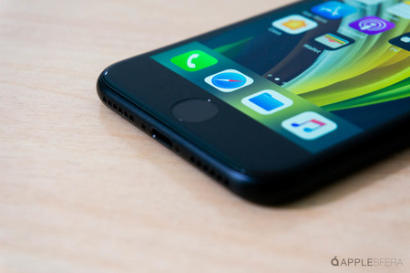 El iPhone SE tiene algunos componentes intercambiables con el iPhone 8, según iFixit
