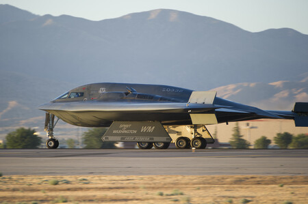 B 2 Spirit Stealth Bomber 110816pmar490029