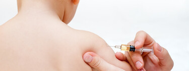Calendario de vacunas 2021 recomendado por la Asociación Española de Pediatría: estas son las novedades