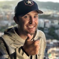 Dos años después de su gravísimo accidente, Kenny Noyes necesita que le eches una mano