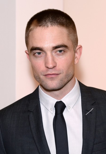 Robert Pattinson vestido de Dior Homme es lo más elegante que verás hoy