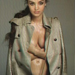 Foto 7 de 10 de la galería miranda-kerr-en-3d en Poprosa