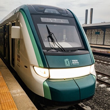 México encontró un nuevo uso para el Tren Maya: transportar gasolina y venderla más barata