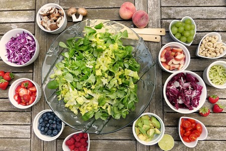 Estos son los alimentos que no pueden faltar en tu dieta si quieres perder peso tras el confinamiento
