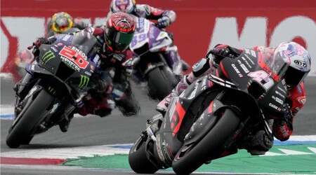 Aleix Espargaro Sufre Una Fractura De Su Talon Derecho 004