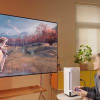 Se acabó la guerra de consolas para esta youtuber. Un impresionante experimento fusiona la actual generación de máquinas