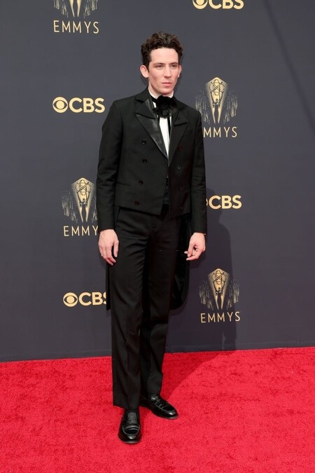 Dale Un Vistazo A Los Hombres Con Los Mejores Looks En La Alfombra Roja De Los Emmy Awards