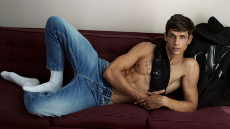 El otoño más desenfadado (y sexy) que nunca gracias a la campaña de Calvin Klein Jeans