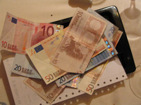 Aclaración de la DGT sobre algunos gastos deducibles en la actividad económica 