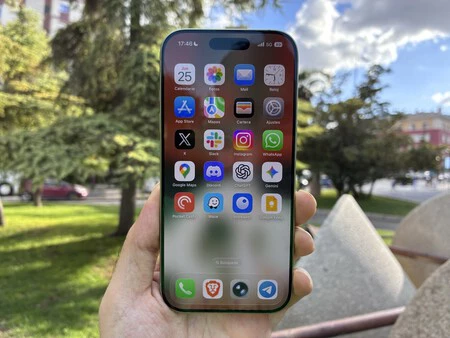 Apple iPhone 17