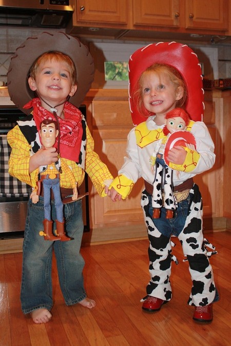 Ideas De Trajes Para Gemelos En Halloween 2014 Woody Y Jesse