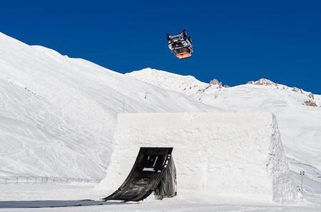 El MINI Countryman consigue el <em>backflip</em> completo