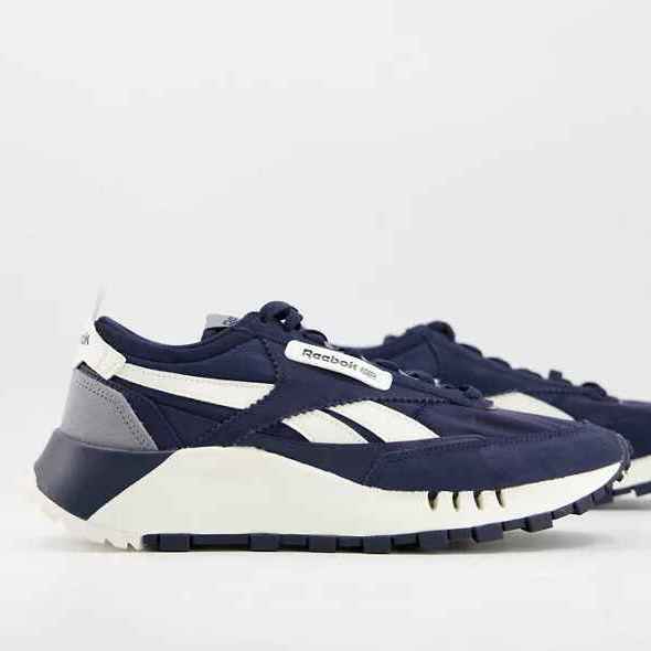 Zapatillas de deporte azules marino Legacy de Reebok Classics