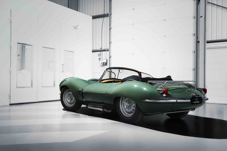 Jaguar XKSS Rear 3 4