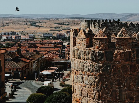 La ciudad amurallada mejor conservada de Europa está en España y es un escapada a la Edad Media donde se come barato y bien