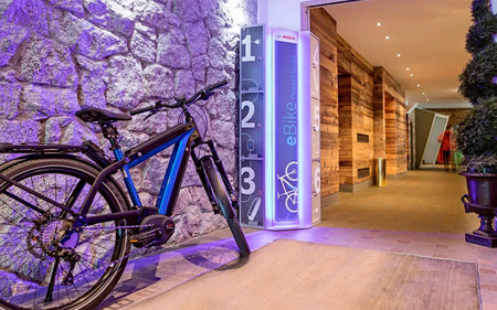 Bosch quiere llenar Europa de puntos de carga para bicicletas eléctricas, pero todavía no es más que un proyecto piloto