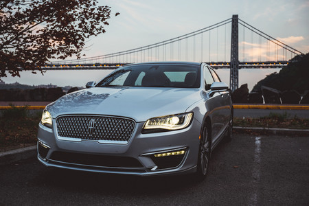 Lincoln MKZ Hybrid: Precios, versiones y equipamiento en México