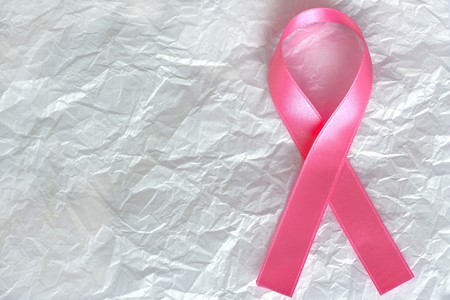 13 factores que aumentan el riesgo de sufrir cáncer de mama (algunos de ellos puedes controlarlos)