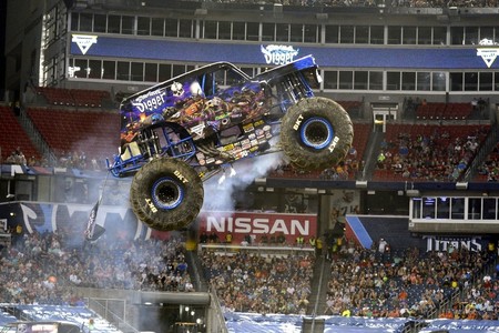 ¡Delicia redneck! Los 10 momentos más espectaculares del Monster Jam 2017 en 2 minutos de locura