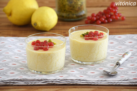 Crema de limón vegana con tofu sedoso: receta de postre saludable rico en proteínas