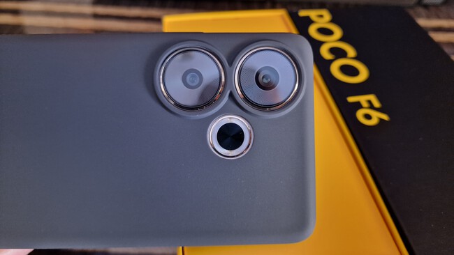 camara POCO F6