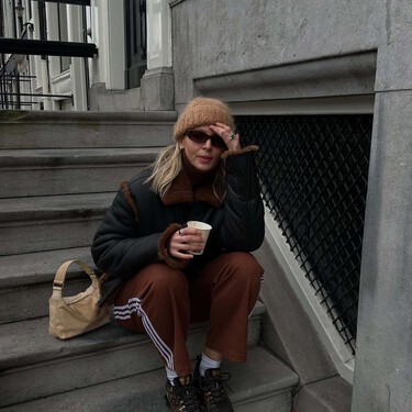 Flechazo por esta chaqueta tipo Barbour que arrasa los días de lluvia porque es impermeable