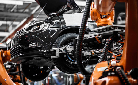 Amazon ayudará a Volkswagen a conectar sus 122 fábricas de coches para impulsar la producción