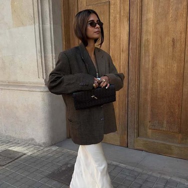 Las New Balance súper coquette que las chicas clásicas han sustituido por sus tacones porque son muy elegantes  