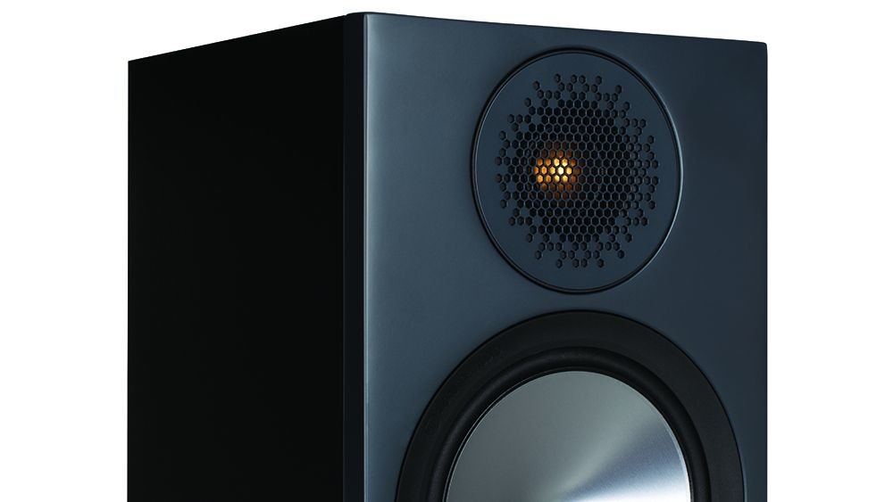 Monitor Audio anuncia la sexta generación de su gama de altavoces Bronze con 8 nuevos modelos, incluido uno Dolby Atmos