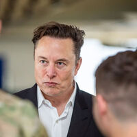 Elon Musk deu a entender seu próximo objetivo: "Os países que não fabricarem seus próprios drones serão estados vassalos" 