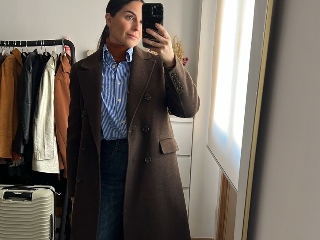 El abrigo sastre es el equivalente a la americana para el frío: así se llevará este invierno 2026 (y todos los que vendrán) 