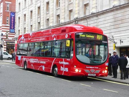 La flota de autobuses a hidrogeno de Londres se para durante las Olimpiadas